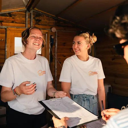 אתר קמפינג Event Glamping Spielberg *